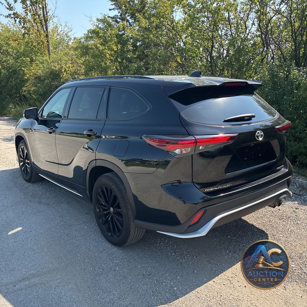 2025 Toyota Highlander XSE