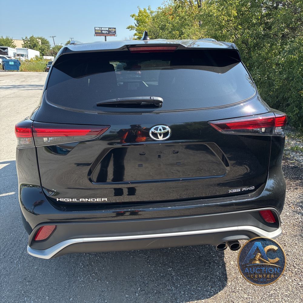 2025 Toyota Highlander XSE