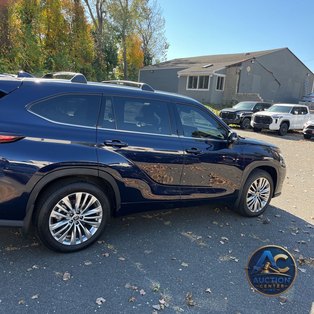 2025 Toyota Highlander Platinum