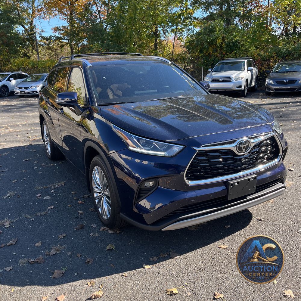 2025 Toyota Highlander Platinum