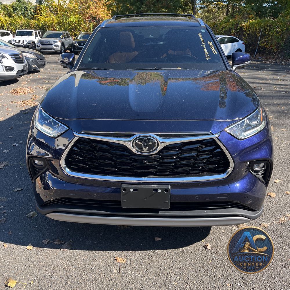 2025 Toyota Highlander Platinum
