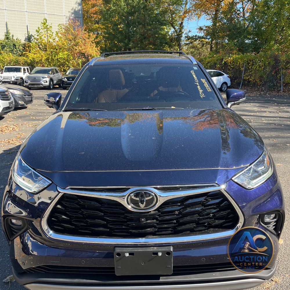 2025 Toyota Highlander Platinum