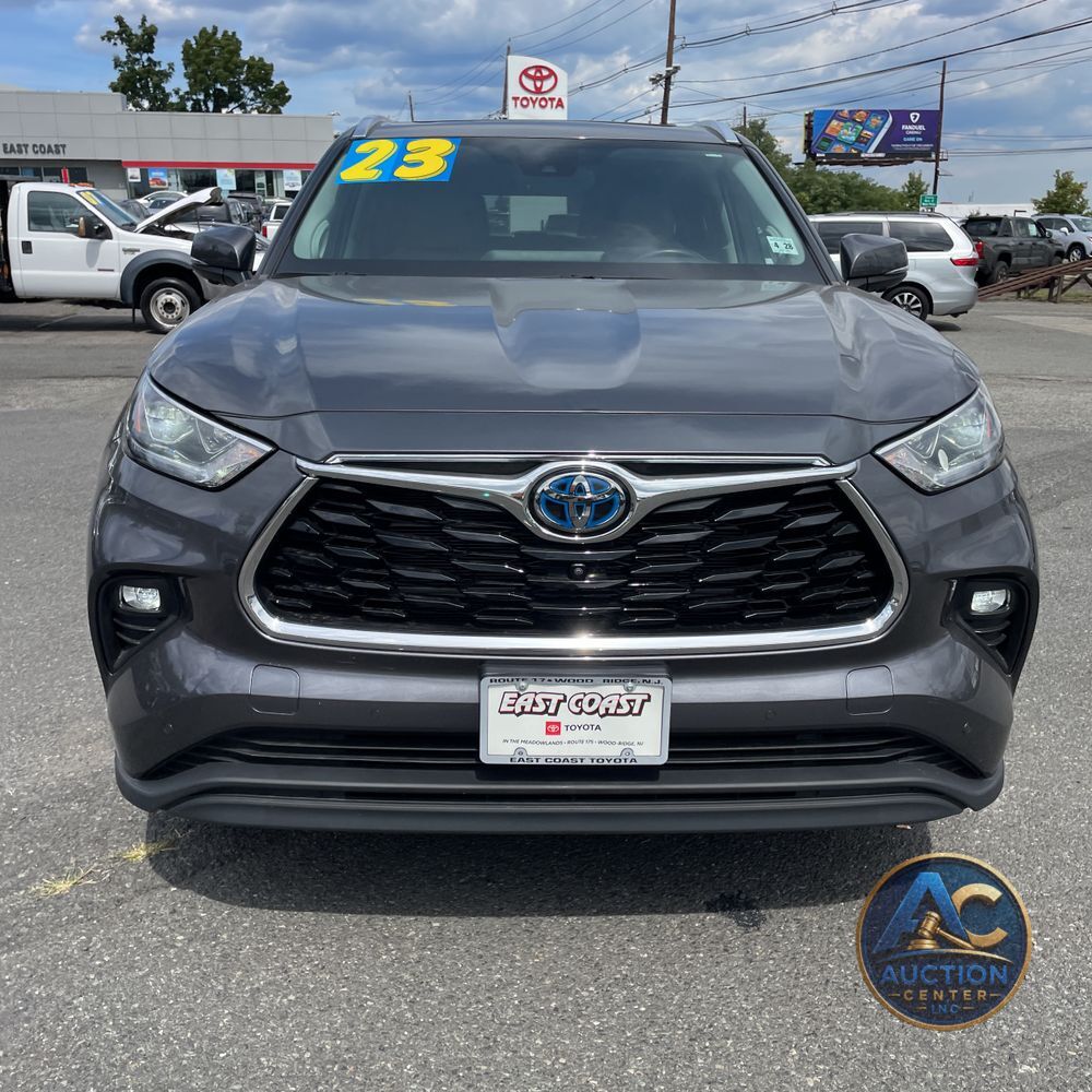 2023 Toyota Highlander Hybrid Limited