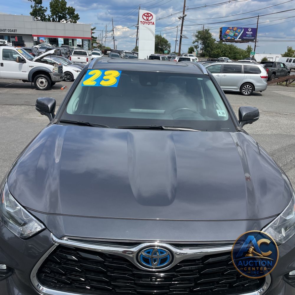 2023 Toyota Highlander Hybrid Limited