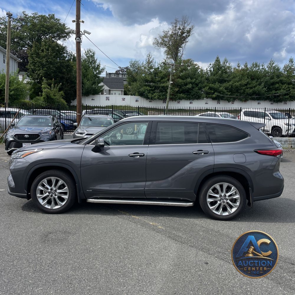 2023 Toyota Highlander Hybrid Limited