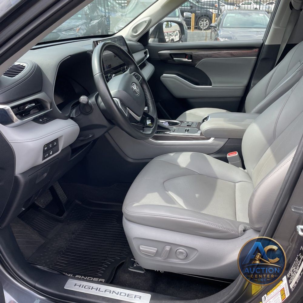 2023 Toyota Highlander Hybrid Limited
