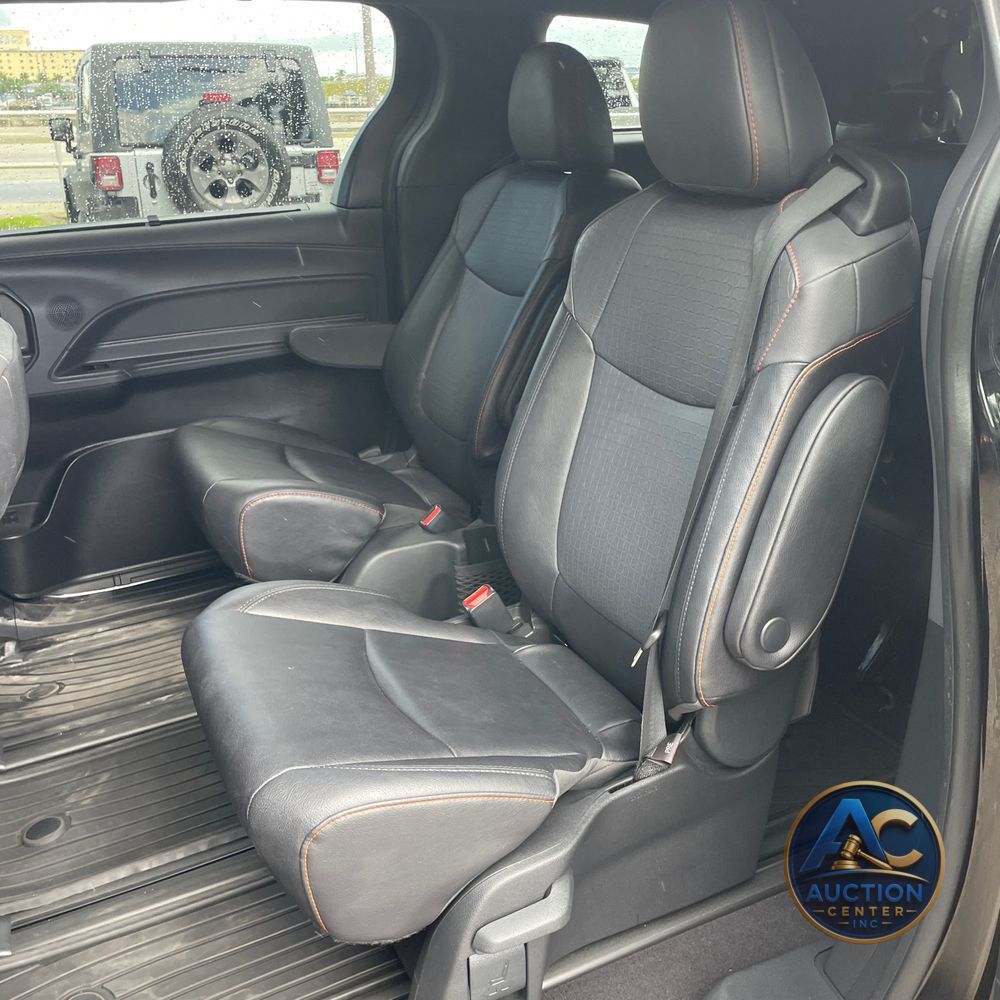 2024 Toyota Sienna XSE 7-Passenger