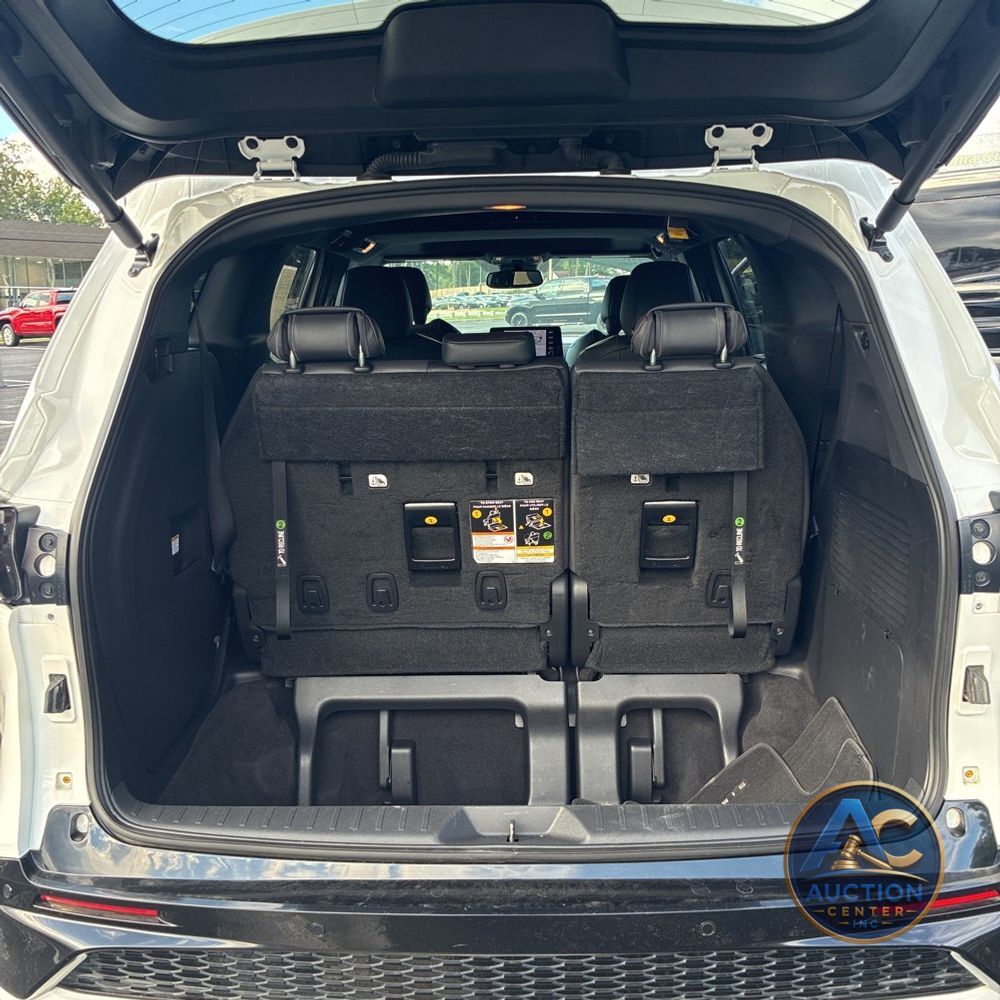 2023 Toyota Sienna XSE 7-Passenger