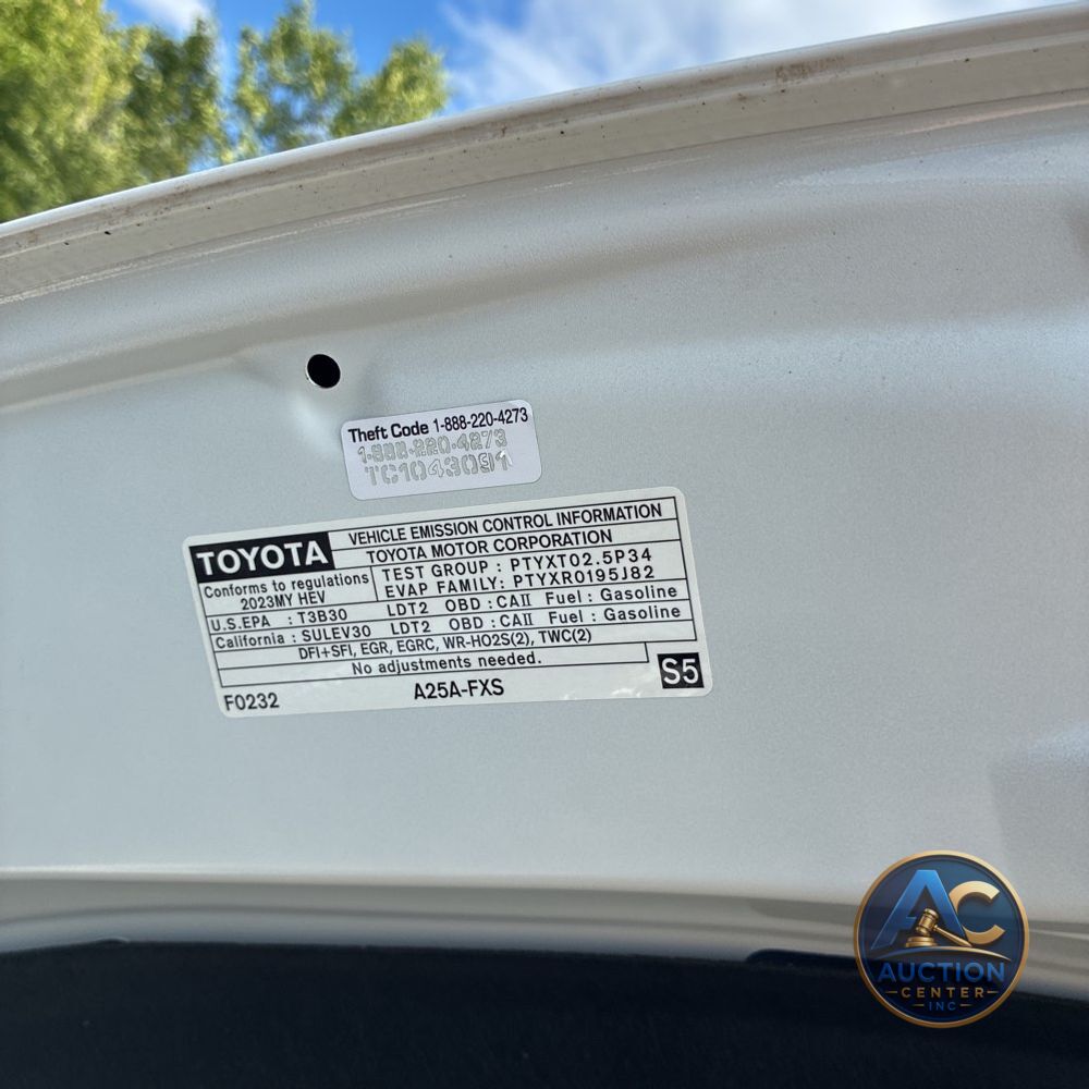 2023 Toyota Sienna XSE 7-Passenger