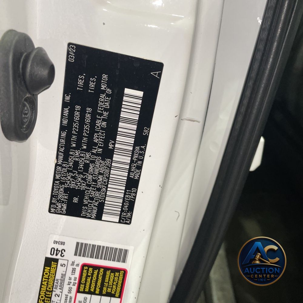 2023 Toyota Sienna XSE 7-Passenger