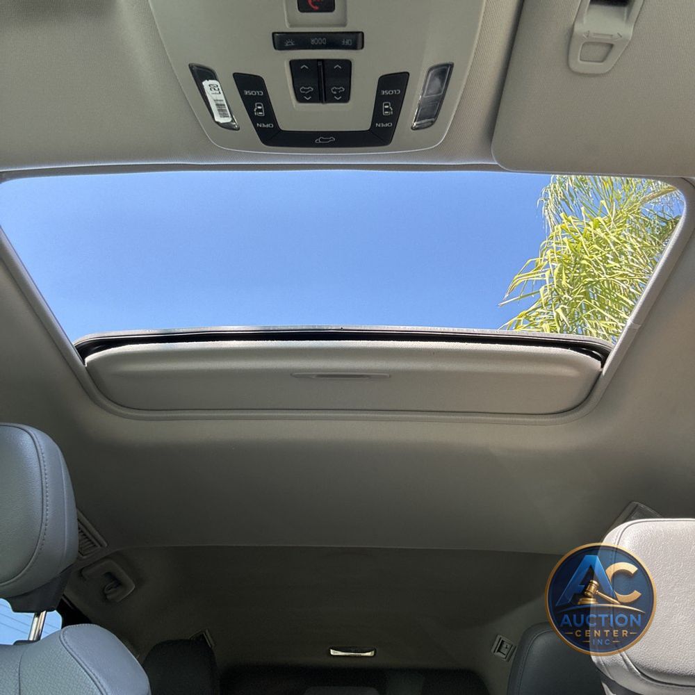 2024 Toyota Sienna XLE 8-Passenger