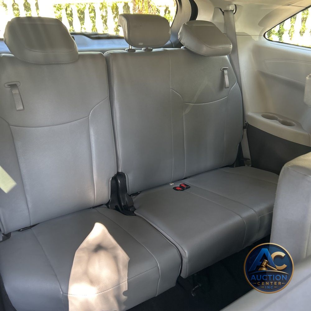 2024 Toyota Sienna XLE 8-Passenger