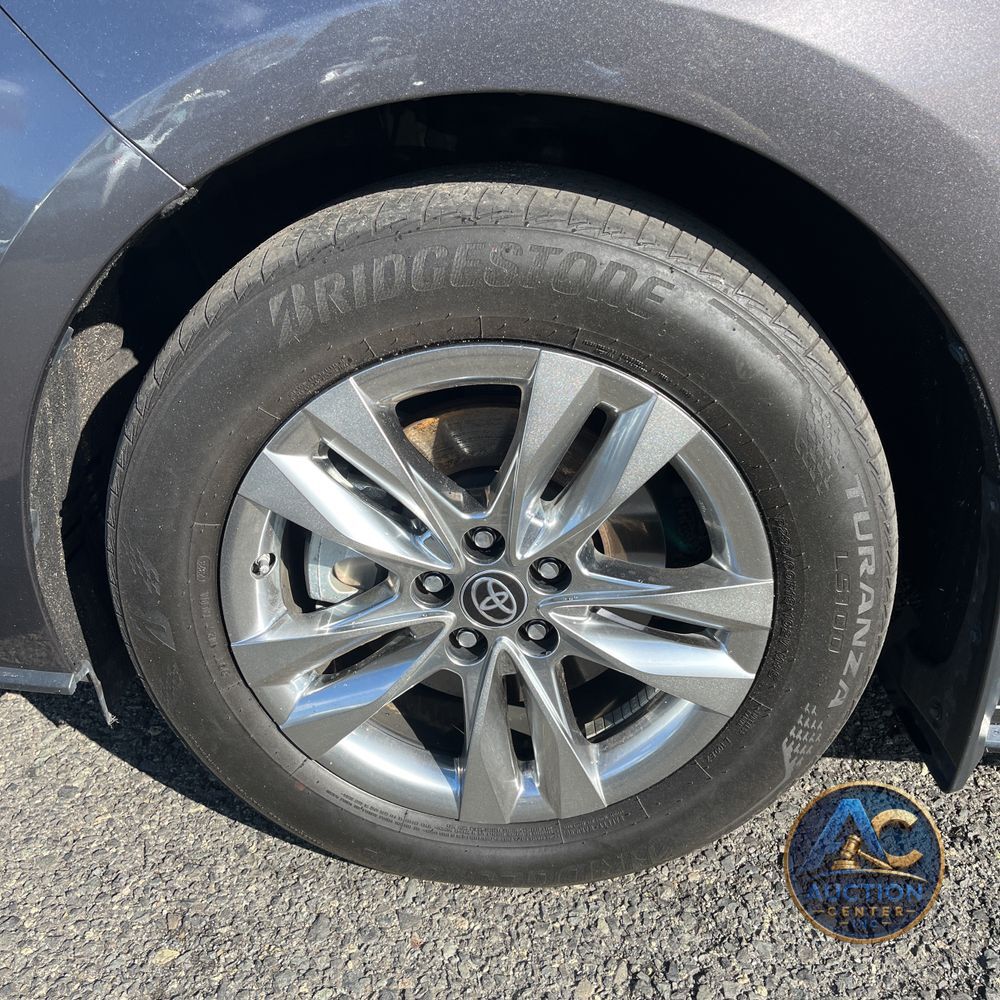 2023 Toyota Sienna Limited 7-Passenger