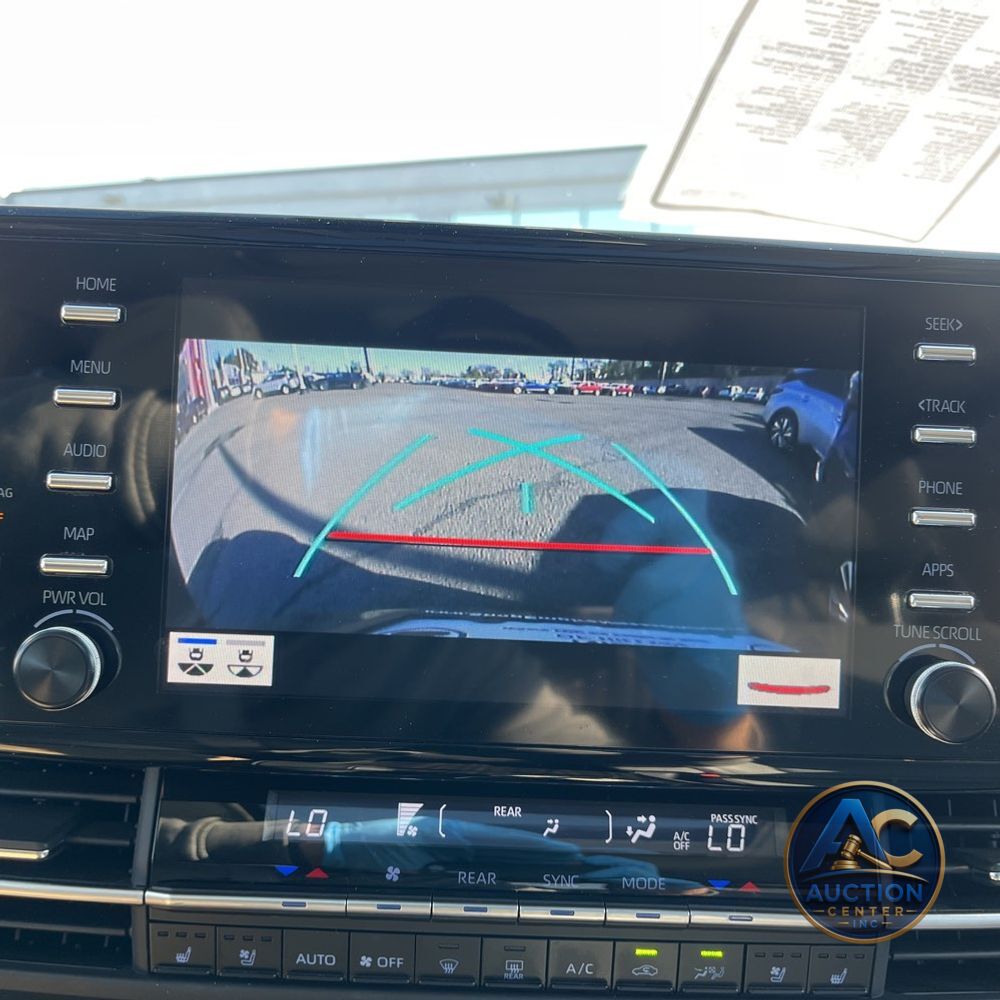 2023 Toyota Sienna Limited 7-Passenger