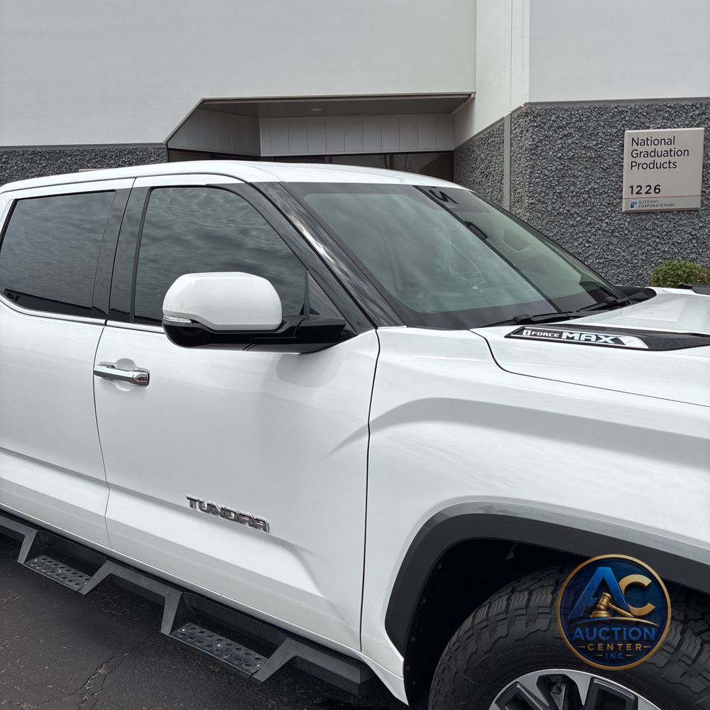 2023 Toyota Tundra Limited HV