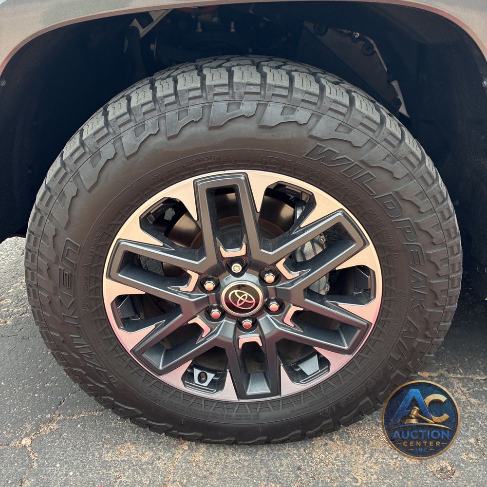 2023 Toyota Tundra Limited HV