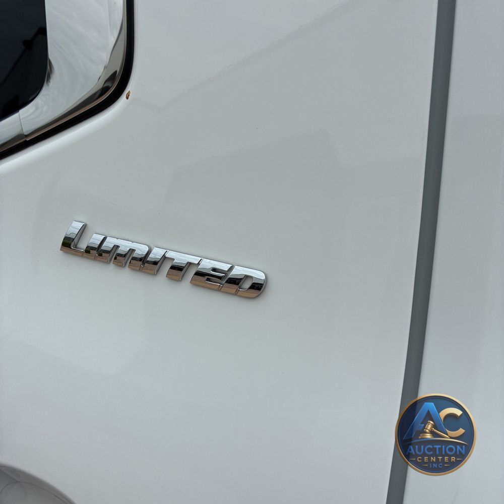 2023 Toyota Tundra Limited HV