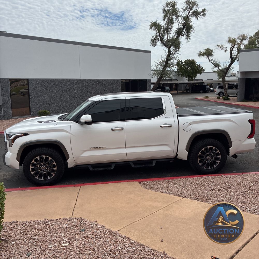 2023 Toyota Tundra Limited HV