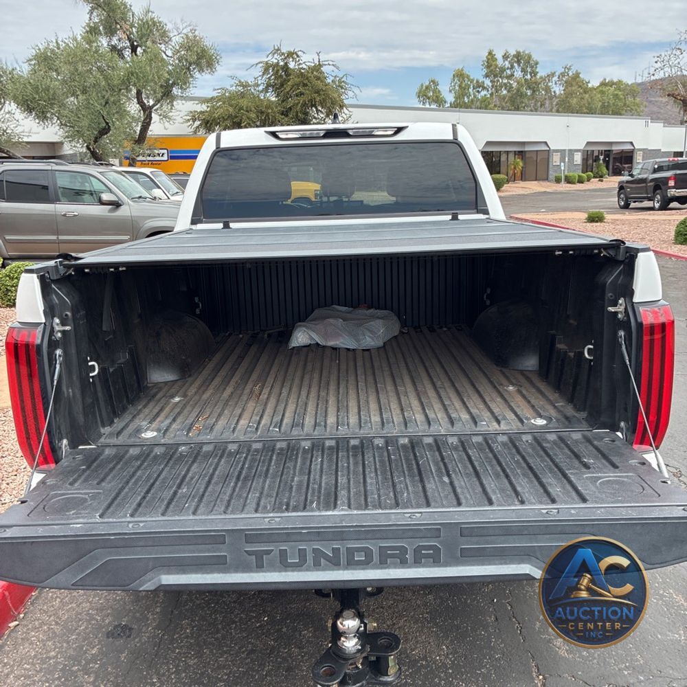 2023 Toyota Tundra Limited HV