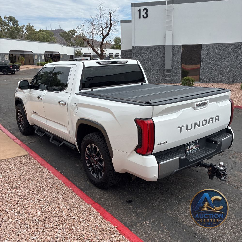 2023 Toyota Tundra Limited HV