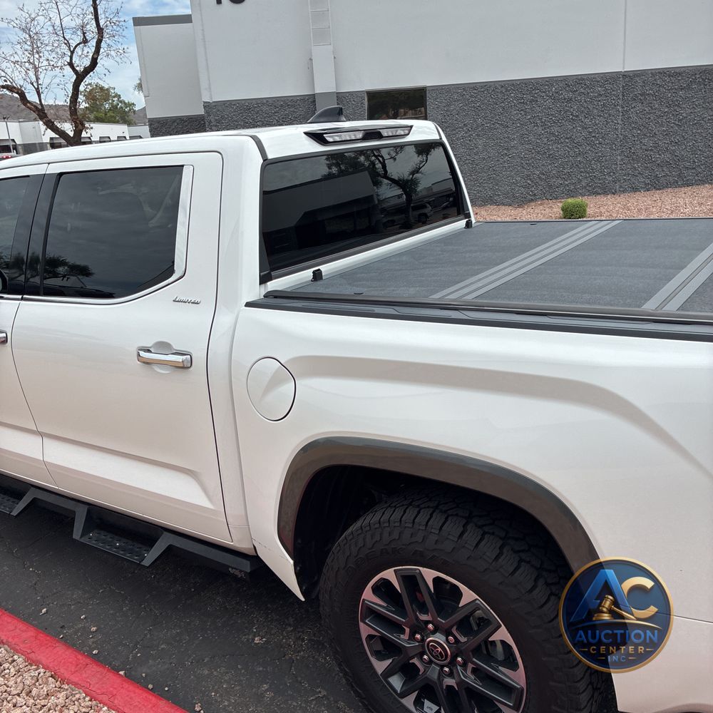 2023 Toyota Tundra Limited HV