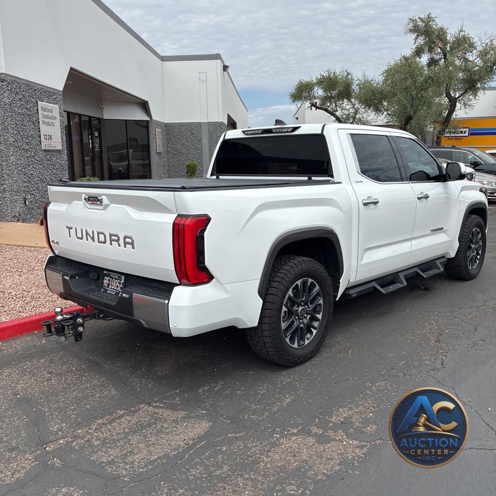 2023 Toyota Tundra Limited HV