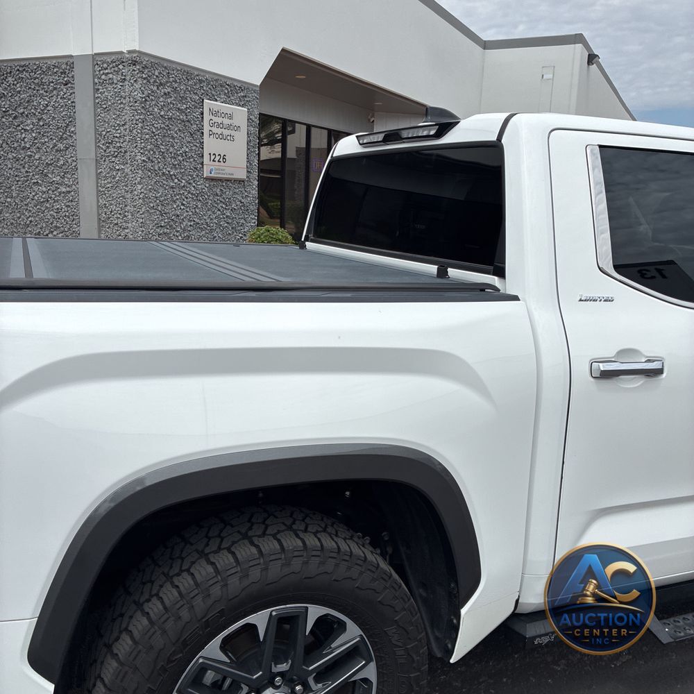2023 Toyota Tundra Limited HV