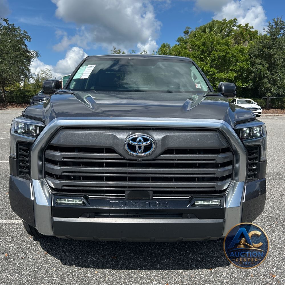 2024 Toyota Tundra Limited HV