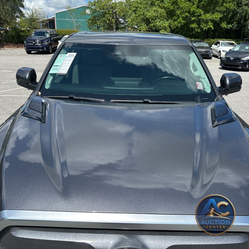 2024 Toyota Tundra Limited HV