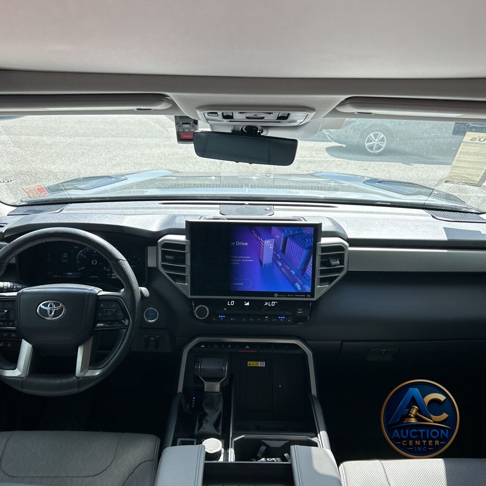 2024 Toyota Tundra Limited HV