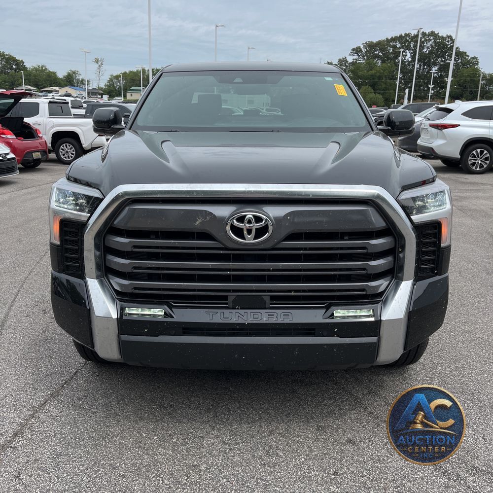 2025 Toyota Tundra Limited HV