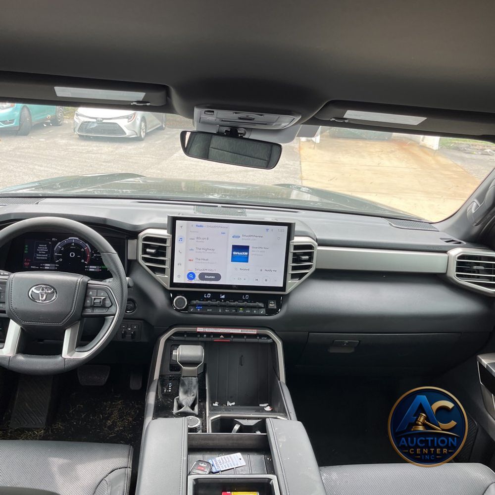 2025 Toyota Tundra Limited HV
