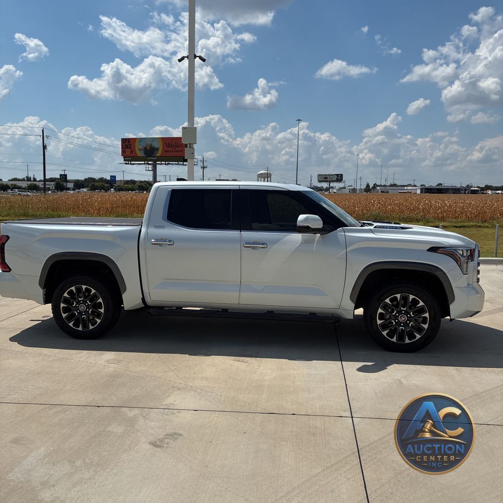 2024 Toyota Tundra Limited HV