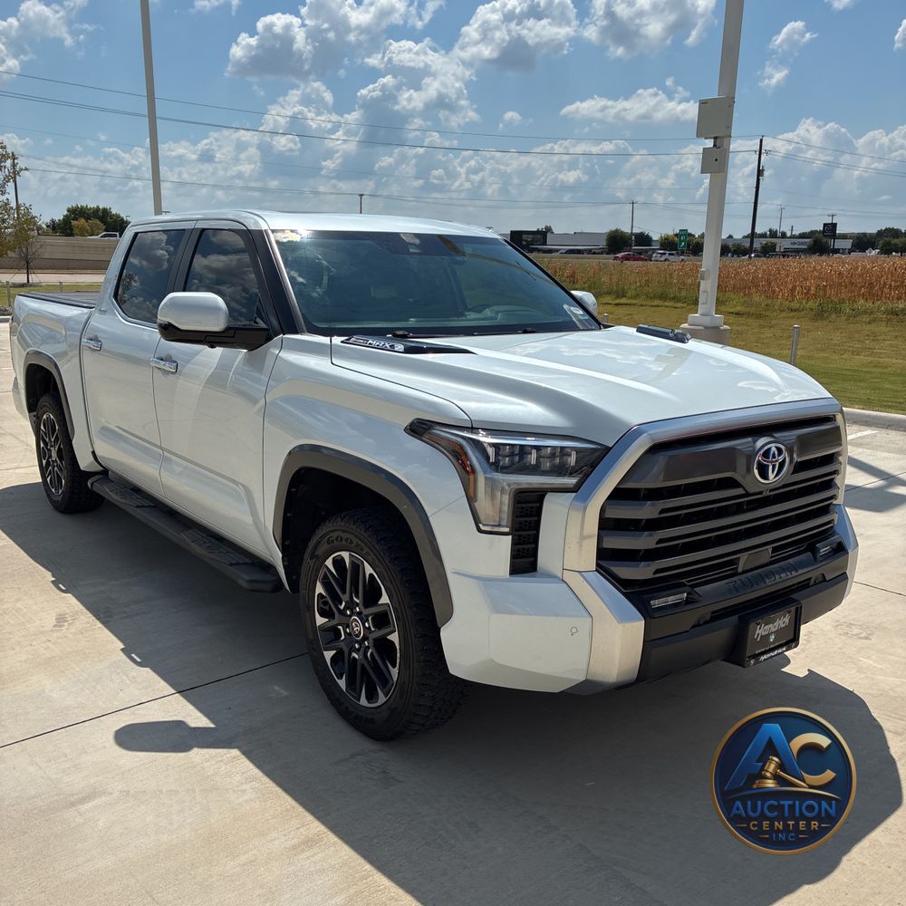 2024 Toyota Tundra Limited HV
