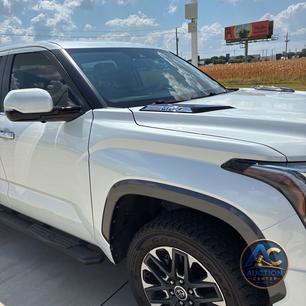 2024 Toyota Tundra Limited HV