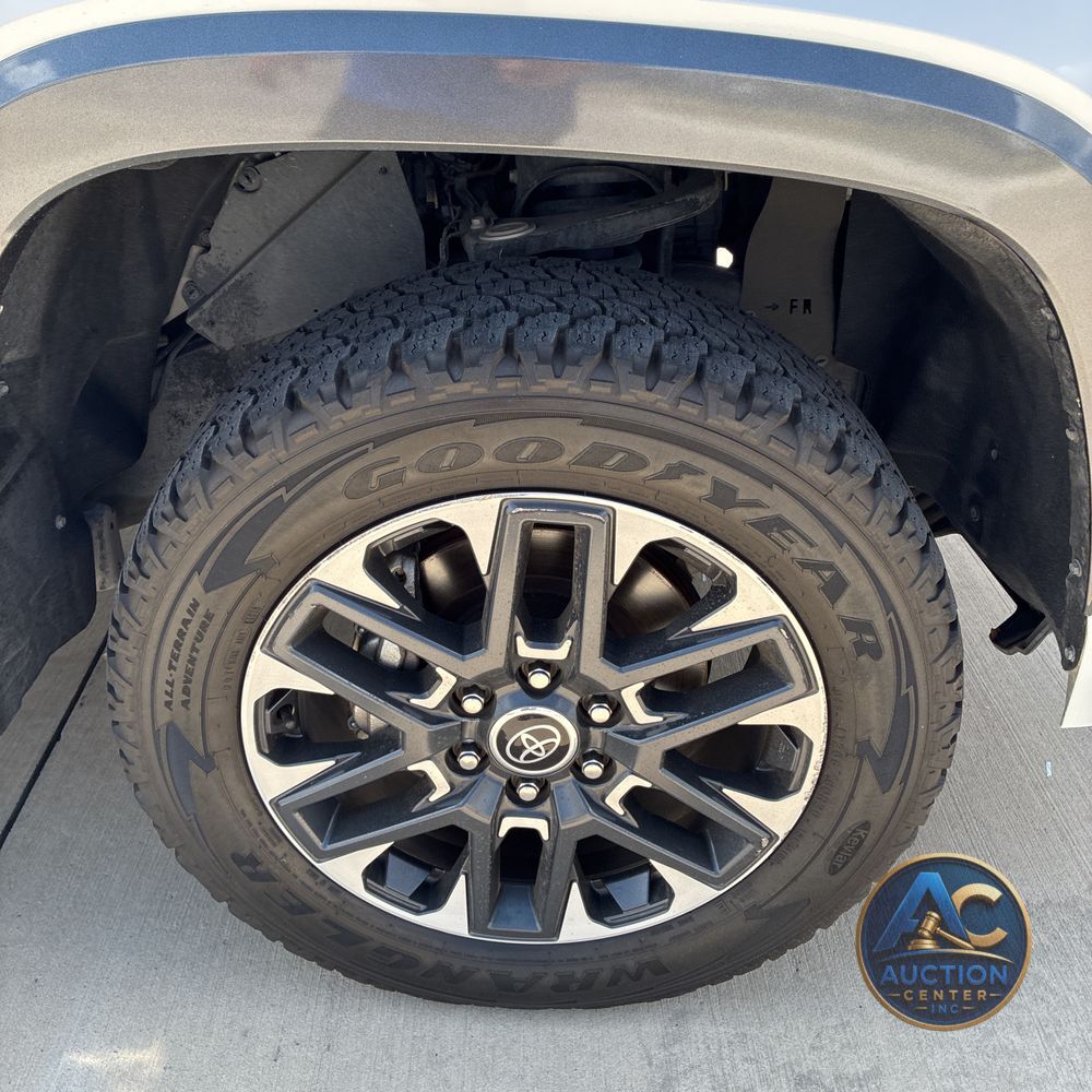 2024 Toyota Tundra Limited HV