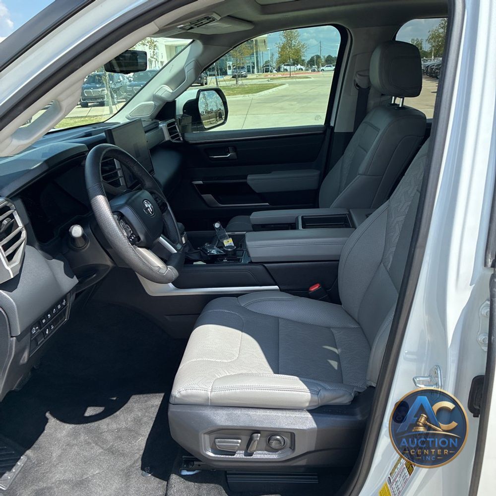 2024 Toyota Tundra Limited HV