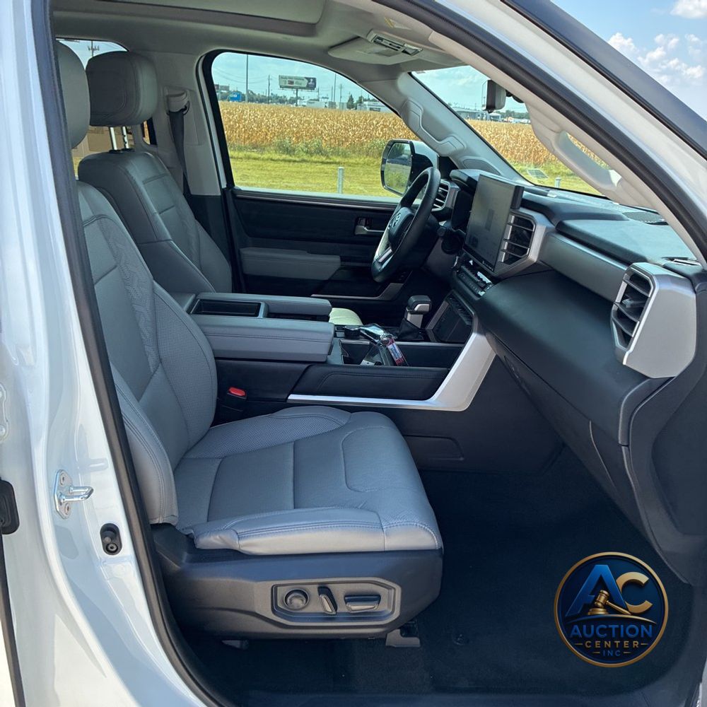 2024 Toyota Tundra Limited HV