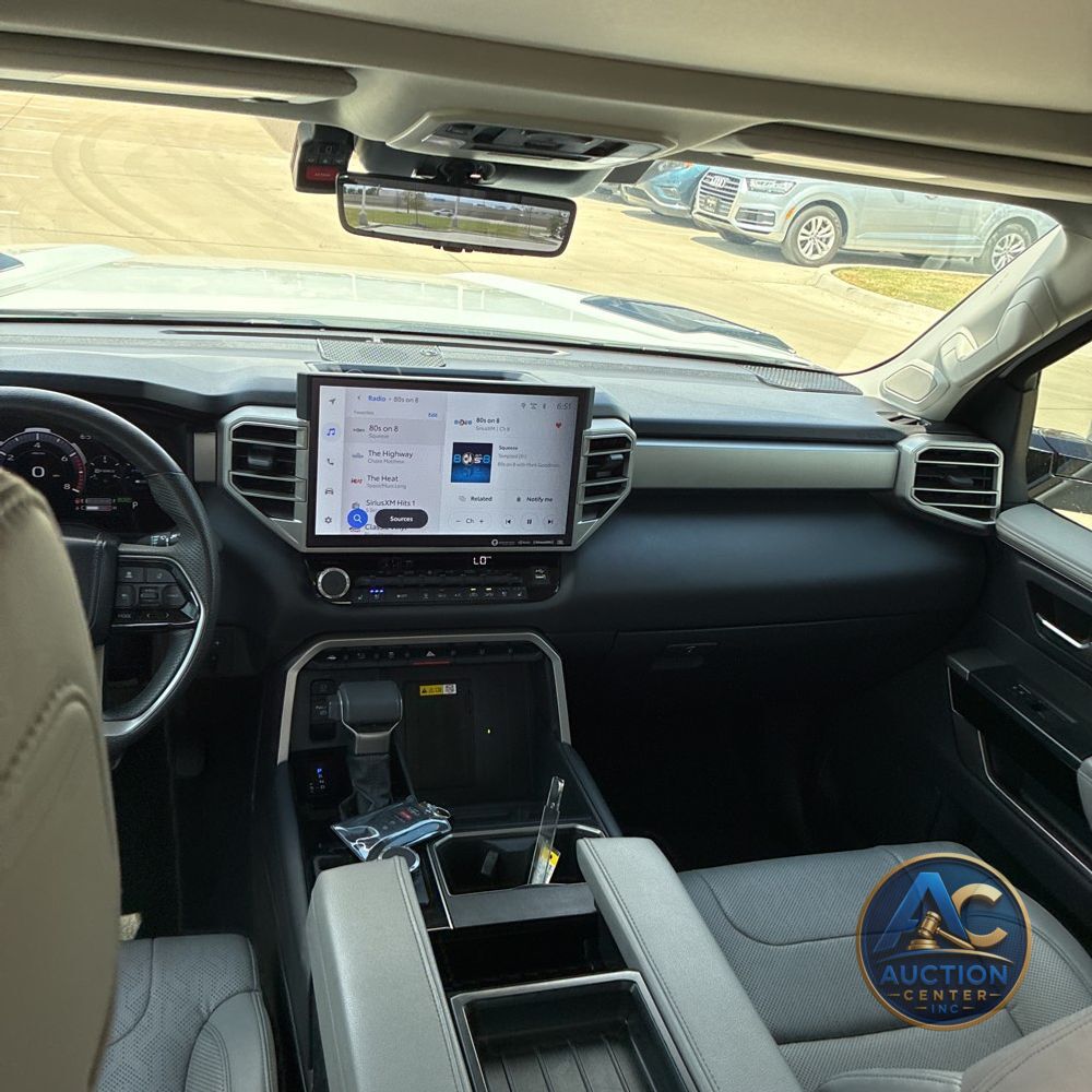 2024 Toyota Tundra Limited HV