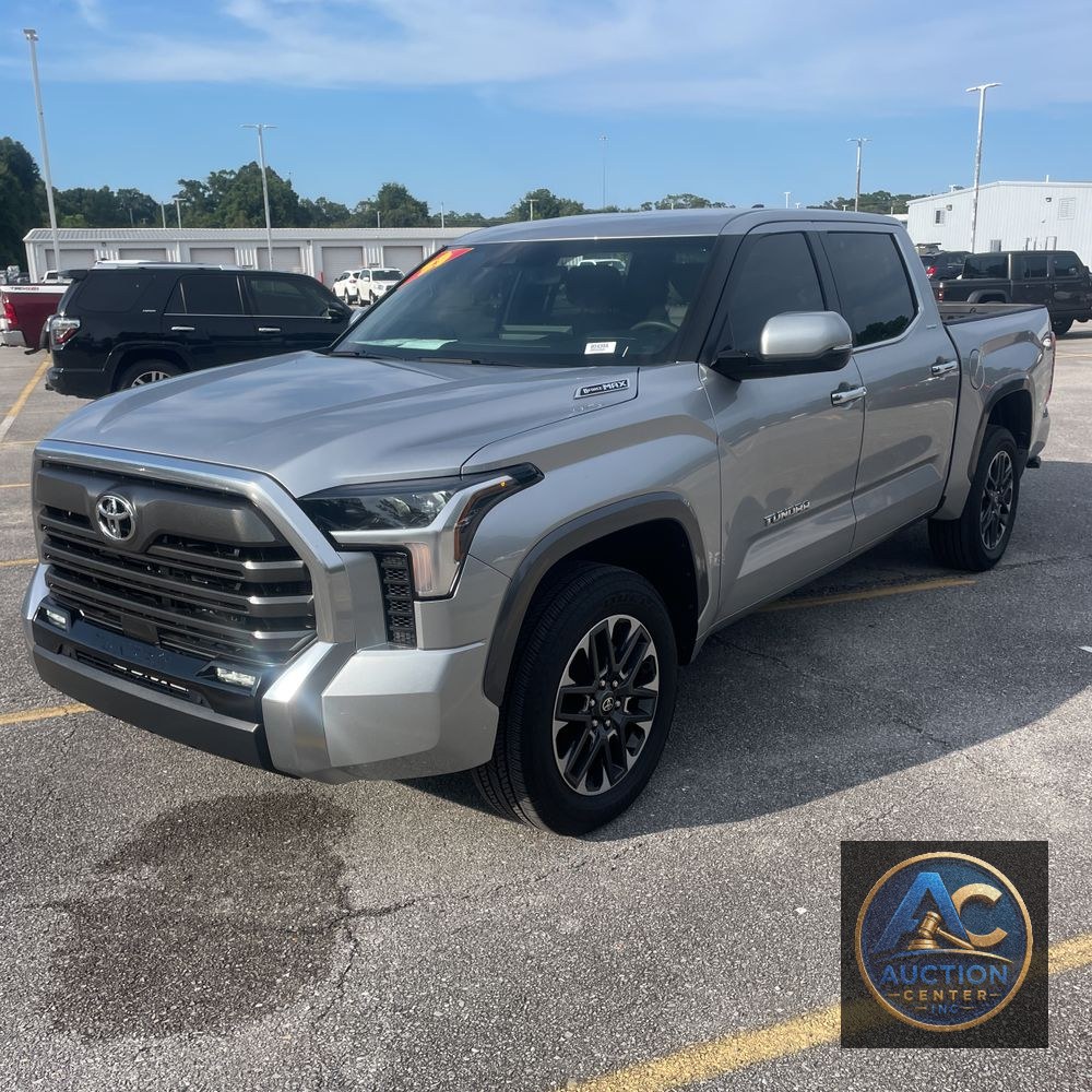 2025 Toyota Tundra Limited HV