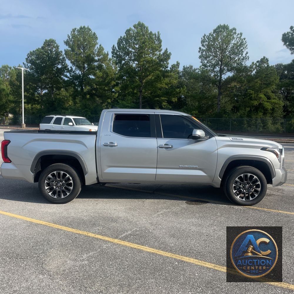 2025 Toyota Tundra Limited HV