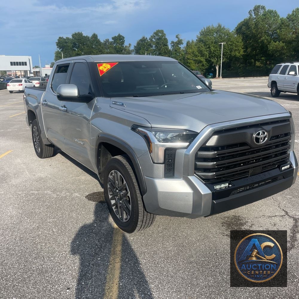 2025 Toyota Tundra Limited HV