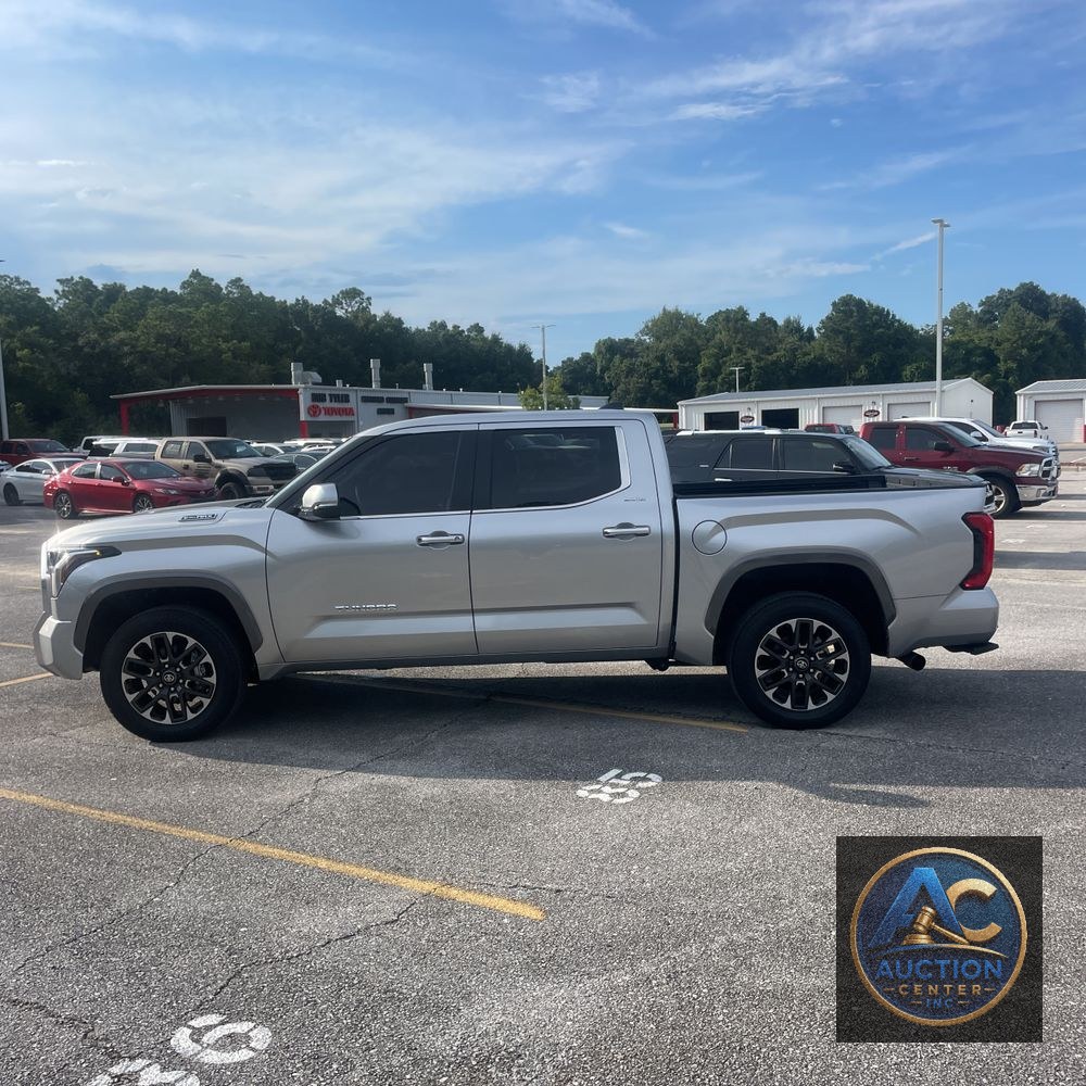 2025 Toyota Tundra Limited HV