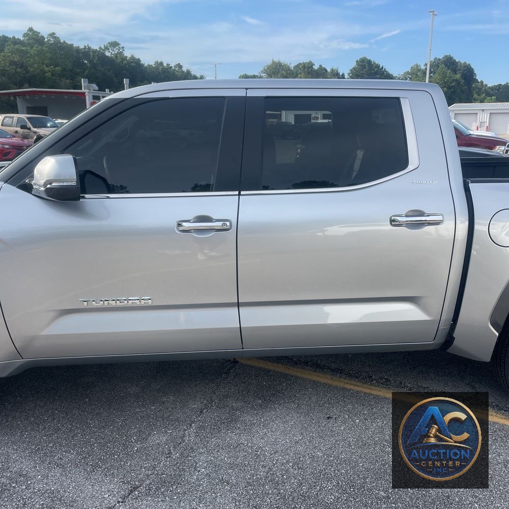 2025 Toyota Tundra Limited HV
