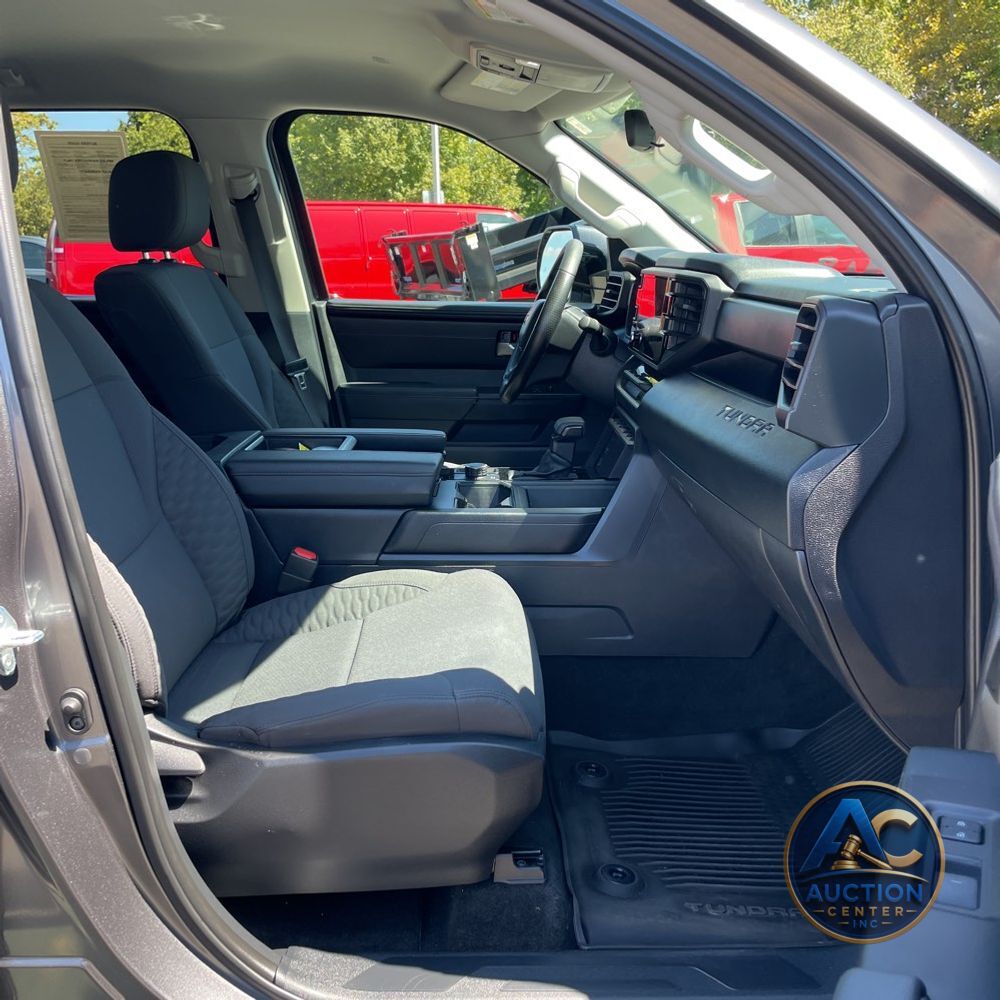 2024 Toyota Tundra SR5