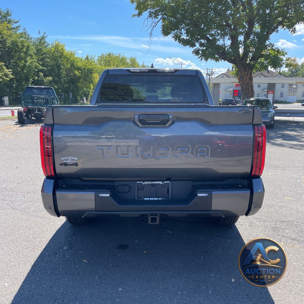 2024 Toyota Tundra SR5