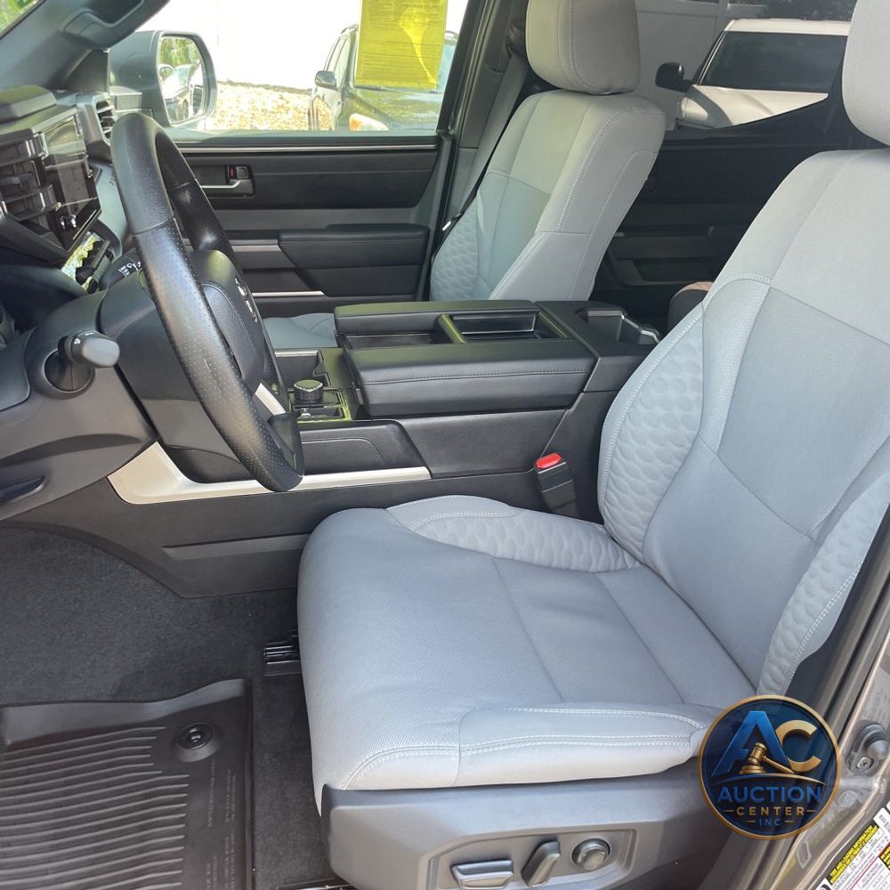 2025 Toyota Tundra SR5