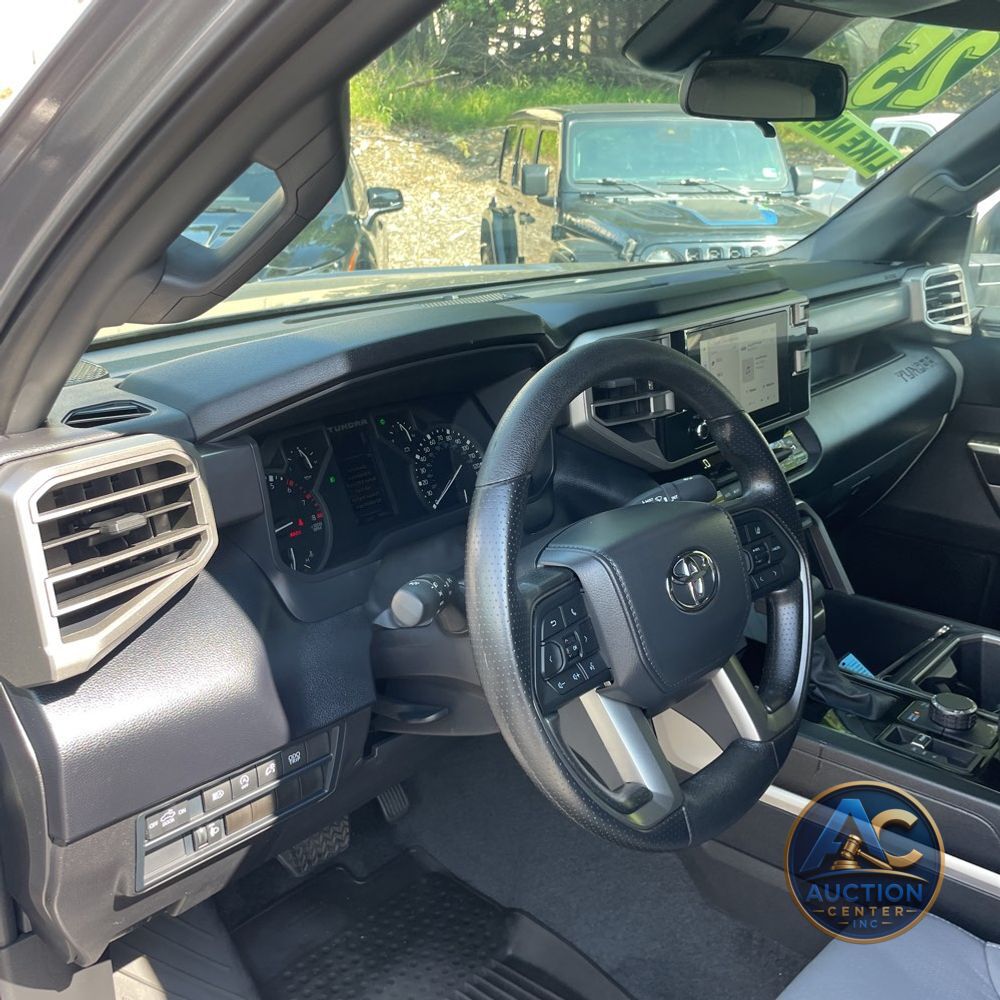 2025 Toyota Tundra SR5