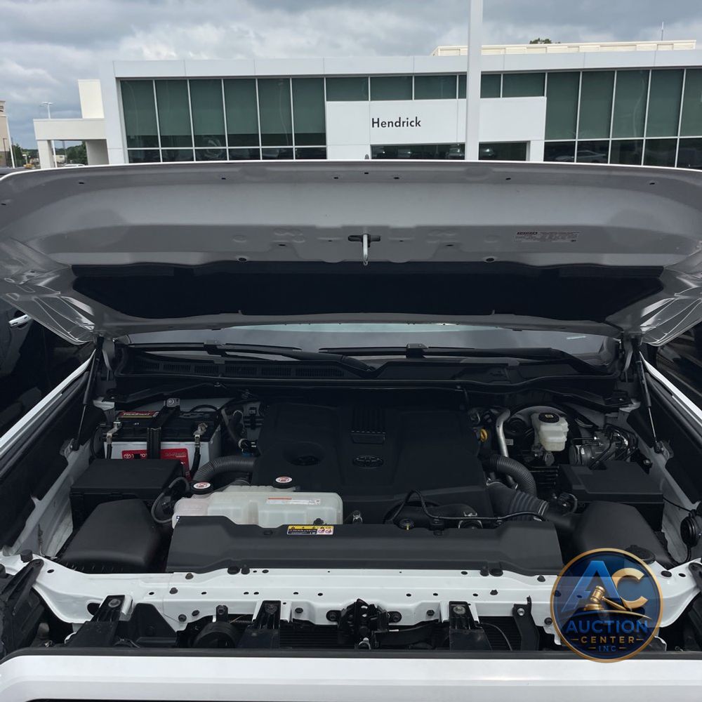 2022 Toyota Tundra SR5