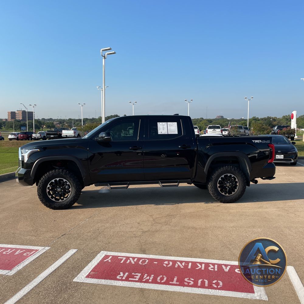 2025 Toyota Tundra SR5